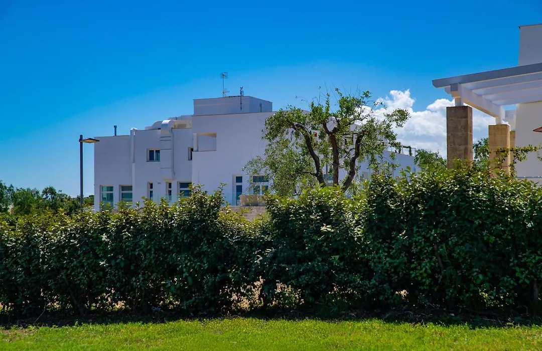 Cala Ponte, a Tribute Portfolio Hotel-1